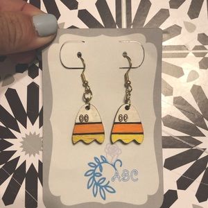 Brand new boutique ghost candy corn earrings